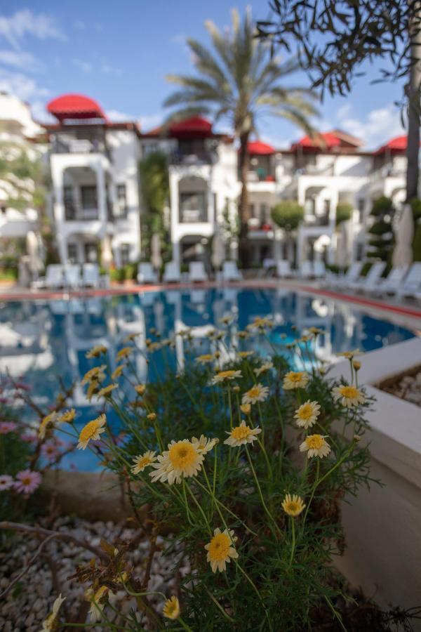 מרמריס Mitos Apartments מראה חיצוני תמונה